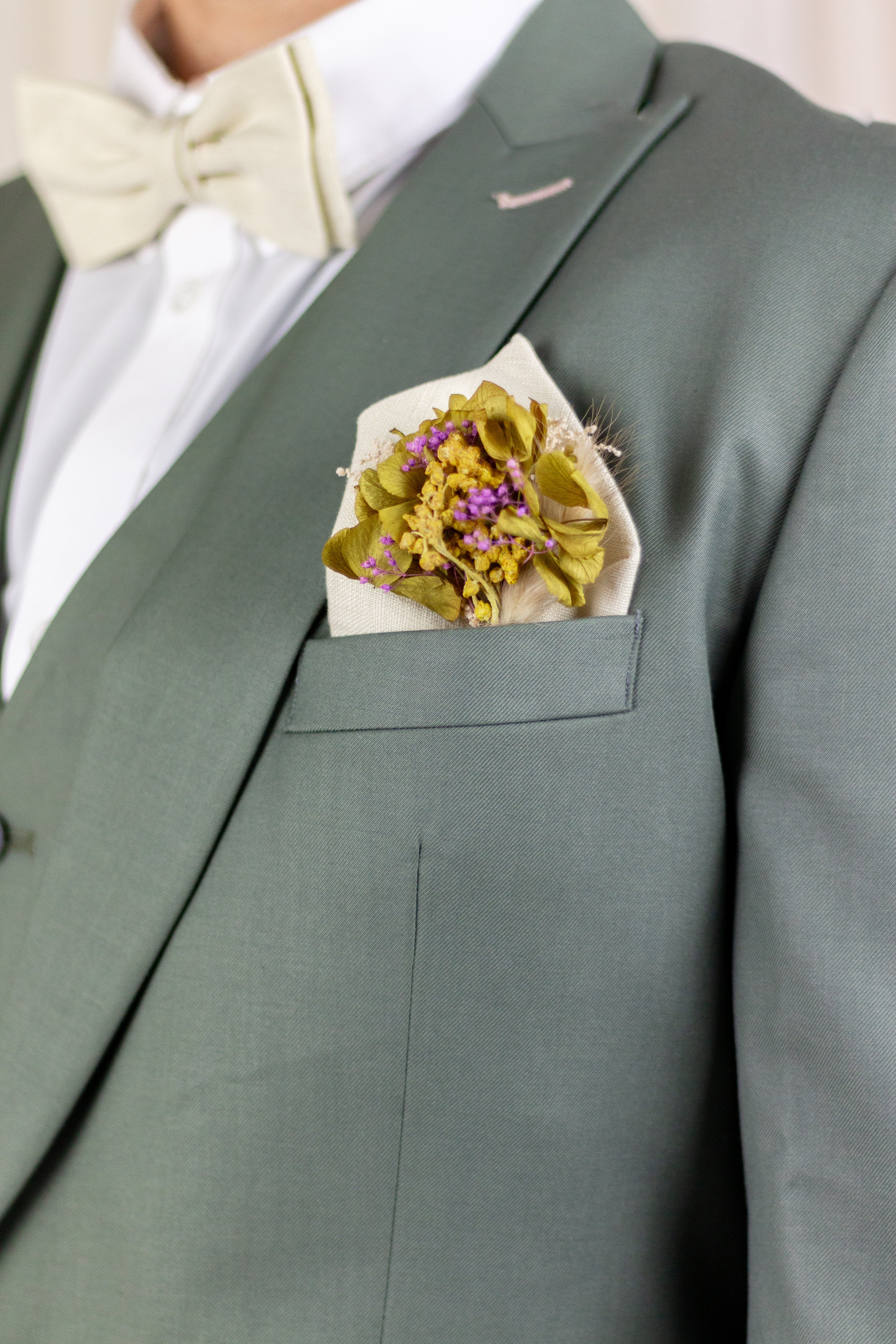 Lara - Corsage